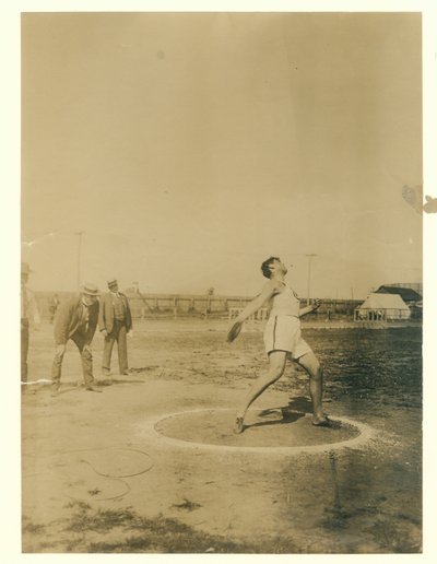 Ralph W. Rose, Chicago Athletic Association, Throwing the Discus by Unknown